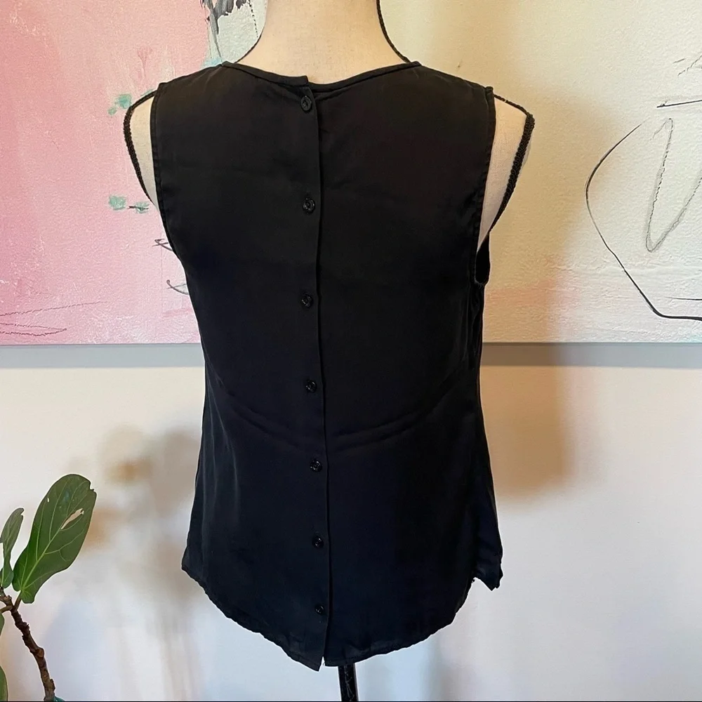 Trina Turk Silk Tank Top Blouse Button Back Sleeveless Black Sz Small.